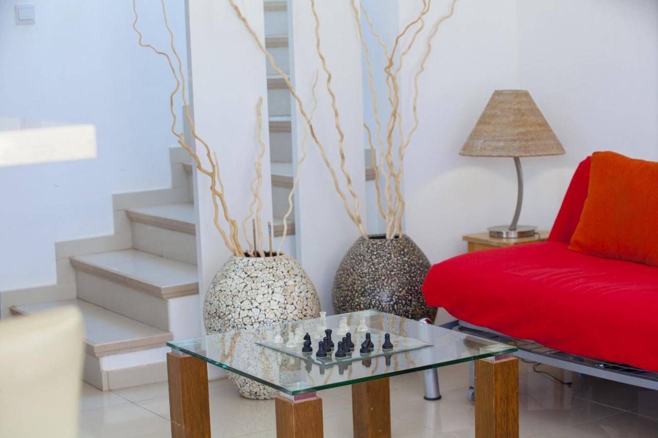 Ayia Thekla Seafront Villa Lavender アヤナパ エクステリア 写真