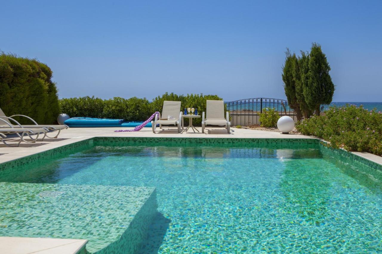 Ayia Thekla Seafront Villa Lavender アヤナパ エクステリア 写真