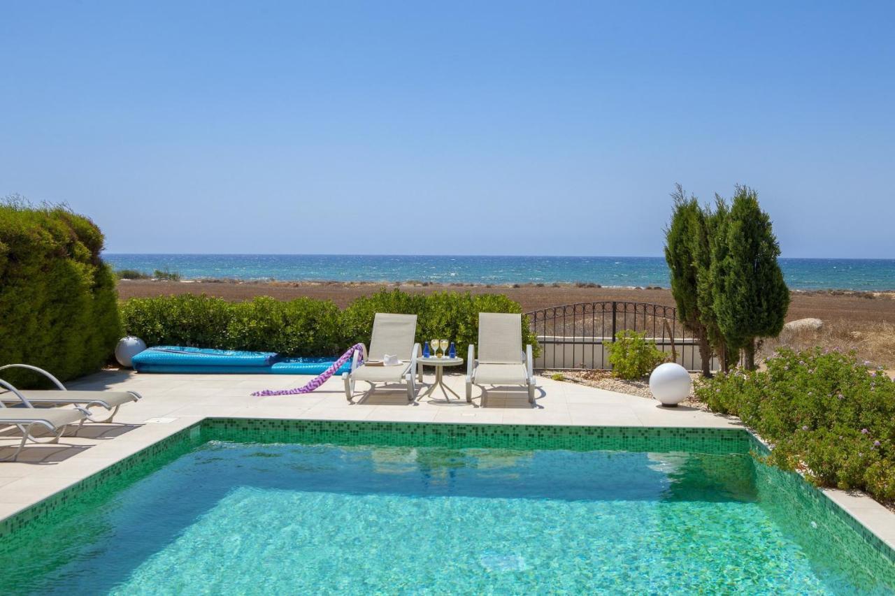 Ayia Thekla Seafront Villa Lavender アヤナパ エクステリア 写真